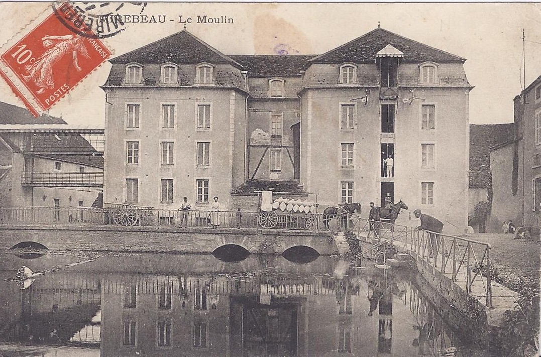 Les moulins drainaient toutes les récoltes alentours, et furent ravagés par un incendie